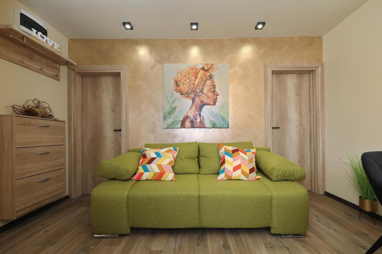 Apartman Zara Exterior photo