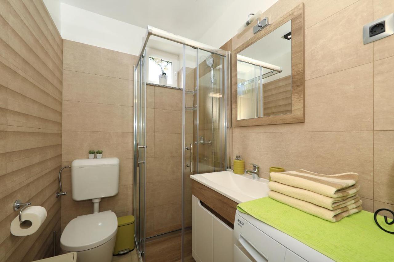 Apartman Zara Exterior photo