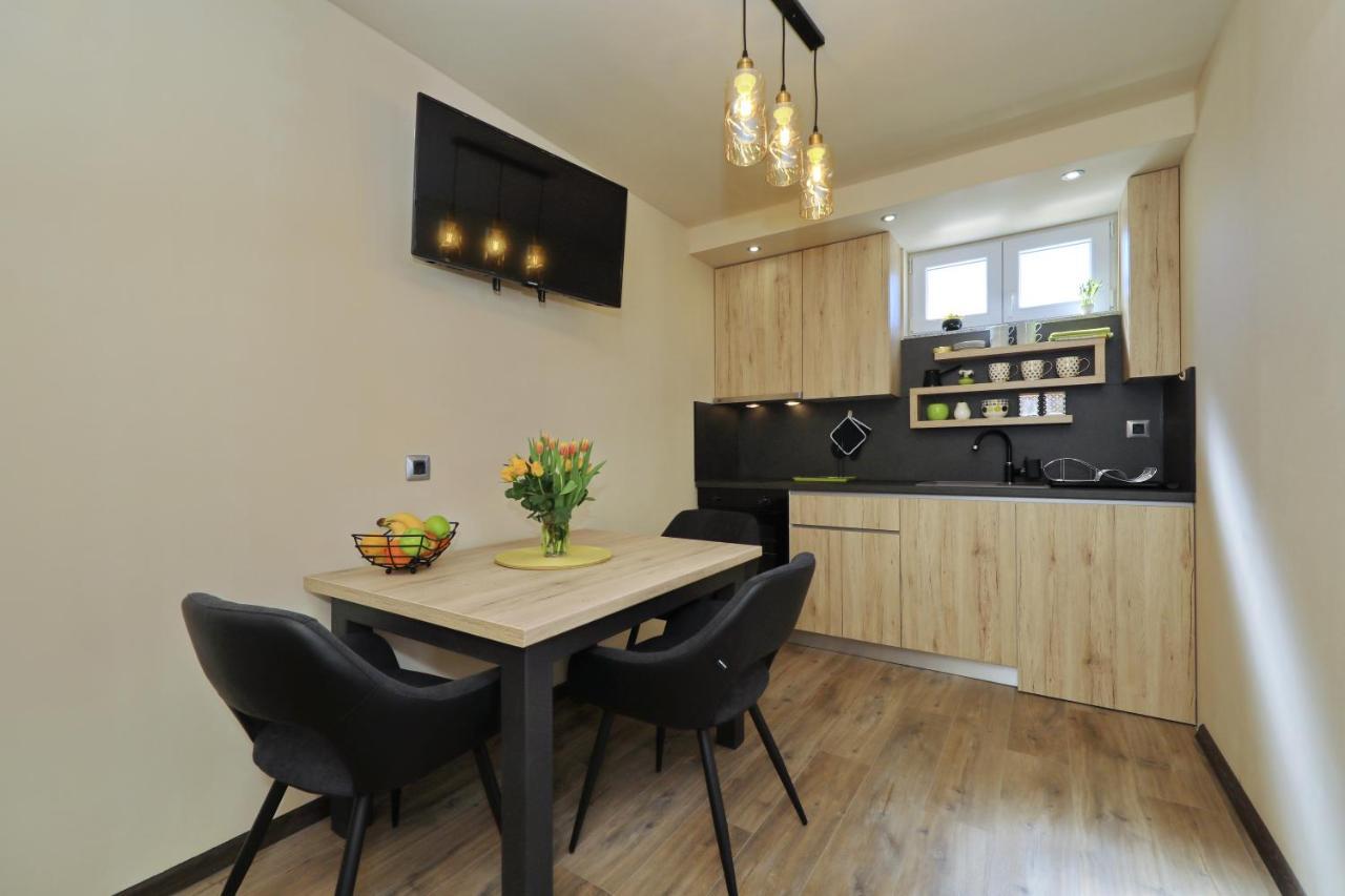 Apartman Zara Exterior photo
